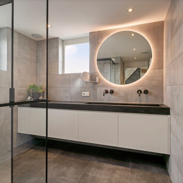 356399677_566295575708565_348575910388607833_n