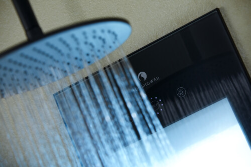 DELUXE_BLACK_DETAIL_3_UV_WATER