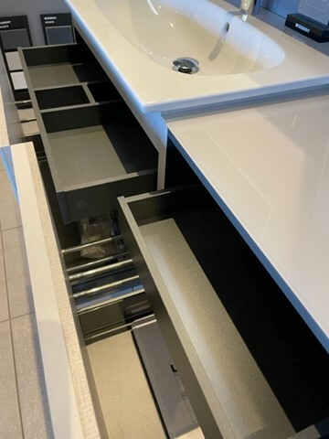 Wit meubel 3