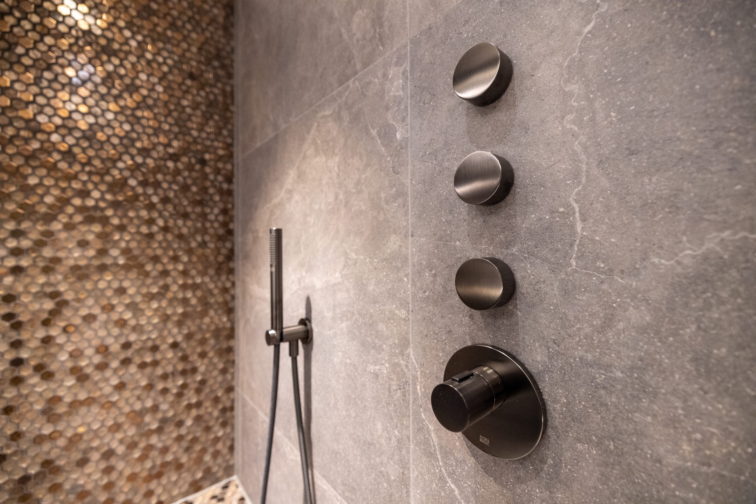 1S5A8807